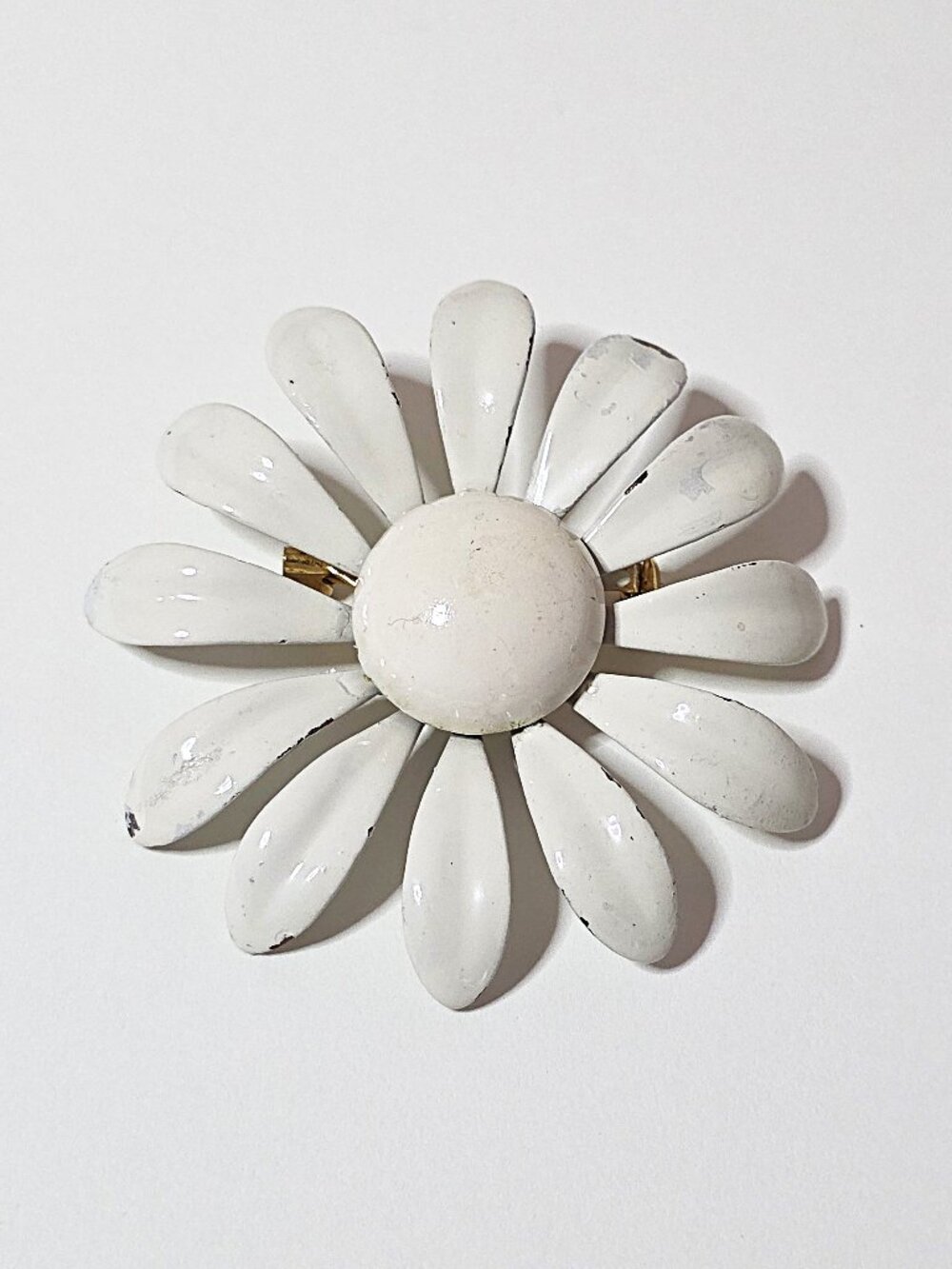 White metal flower pin - please read carefully